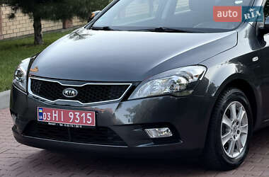 Универсал Kia Ceed 2012 в 
