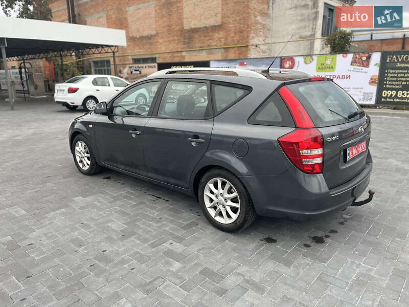 Универсал Kia Ceed 2009 в Лубнах