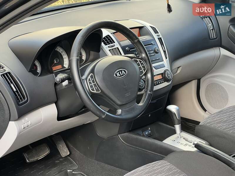 Хэтчбек Kia Ceed 2008 в Киеве фото 24 Хэтчбек Kia Ceed 2008 в Киеве