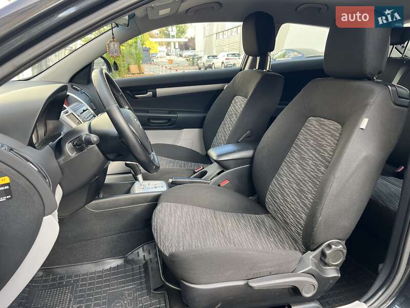 Хэтчбек Kia Ceed 2008 в Киеве фото 28 Хэтчбек Kia Ceed 2008 в Киеве