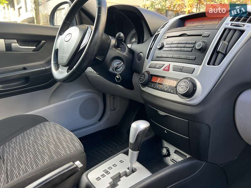 Хэтчбек Kia Ceed 2008 в Киеве фото 30 Хэтчбек Kia Ceed 2008 в Киеве
