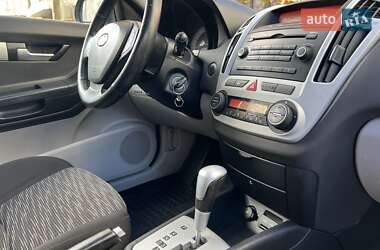 Хэтчбек Kia Ceed 2008 в 