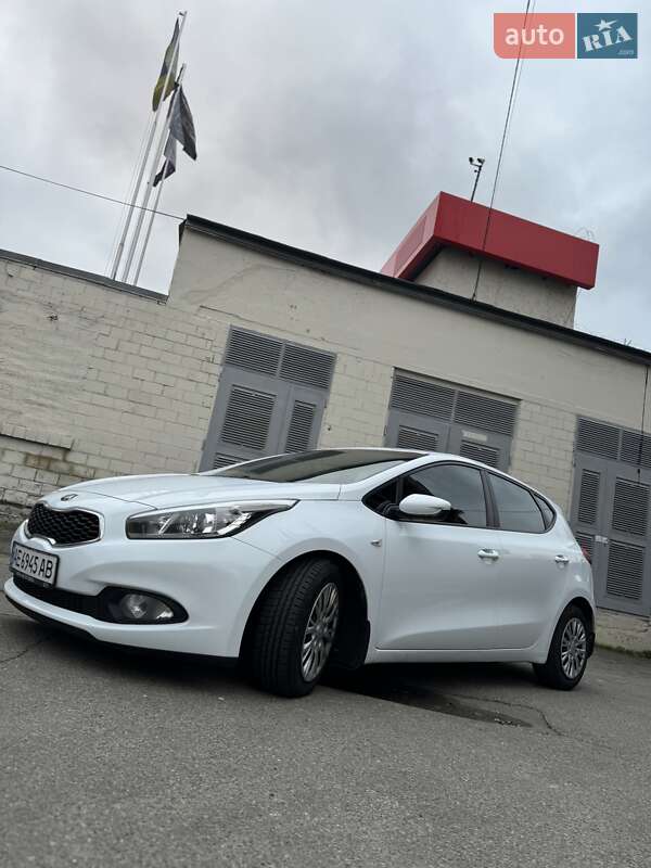 Хетчбек Kia Ceed 2013 в Києві