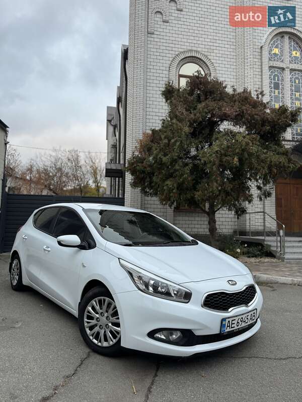 Хетчбек Kia Ceed 2013 в Києві