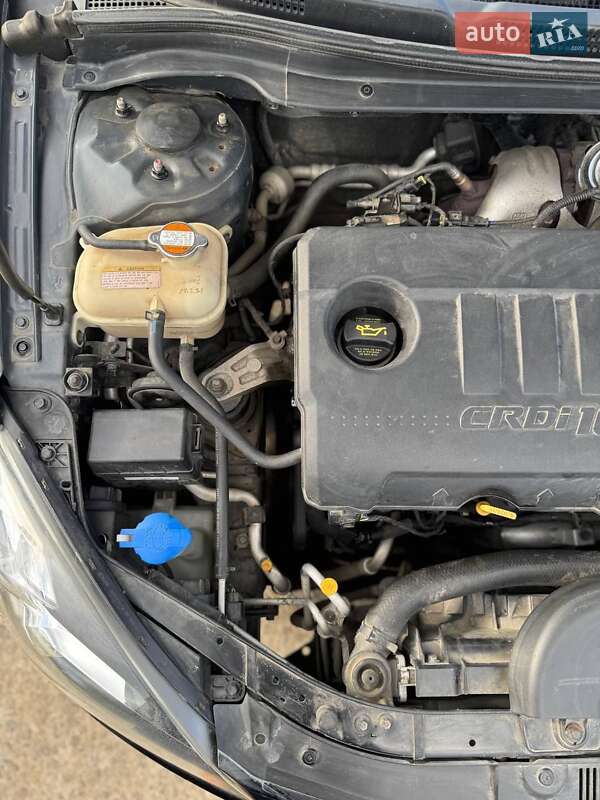 Универсал Kia Ceed 2011 в Новом Роздоле фото 34 Универсал Kia Ceed 2011 в Новом Роздоле