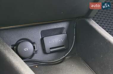 Хэтчбек Kia Ceed 2008 в 