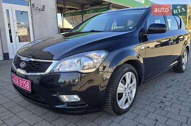 Універсал Kia Ceed 2012 в  фото 5 Універсал Kia Ceed 2012 в