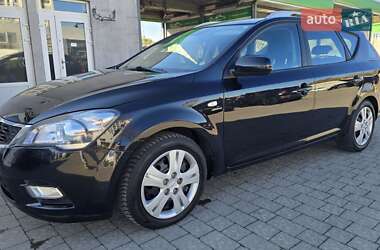 Універсал Kia Ceed 2012 в  фото 19 Універсал Kia Ceed 2012 в