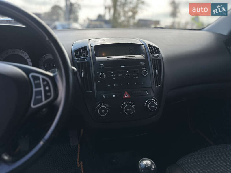 Універсал Kia Ceed 2009 в Вінниці