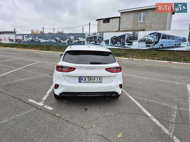 Хетчбек Kia Ceed 2023 в Києві фото 6 Хетчбек Kia Ceed 2023 в Києві