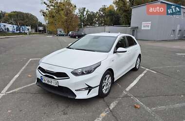 Хэтчбек Kia Ceed 2023 в Киеве Хэтчбек Kia Ceed 2023 в Киеве