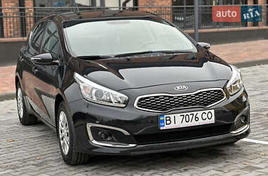 Хэтчбек Kia Ceed 2017 в 