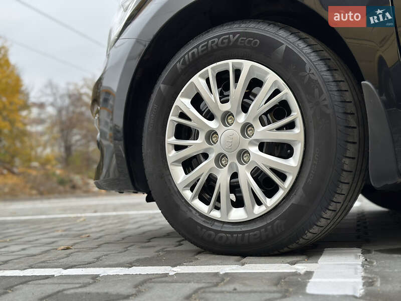 Хэтчбек Kia Ceed 2017 в Виннице