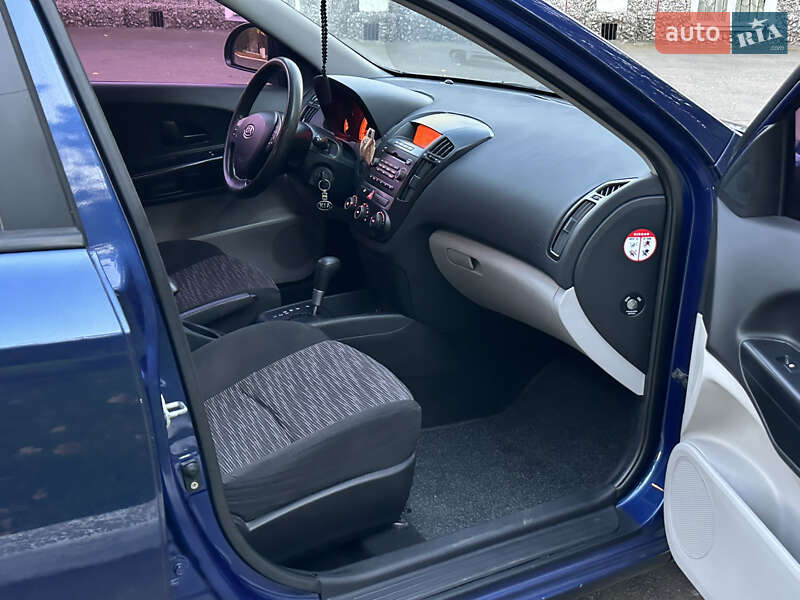 Хетчбек Kia Ceed 2008 в Одесі фото 21 Хетчбек Kia Ceed 2008 в Одесі