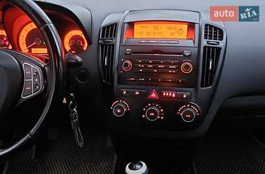 Універсал Kia Ceed 2008 в  фото 14 Універсал Kia Ceed 2008 в