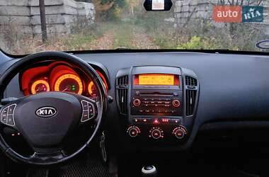 Універсал Kia Ceed 2008 в  фото 15 Універсал Kia Ceed 2008 в