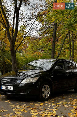 Хетчбек Kia Ceed 2007 в  фото 3 Хетчбек Kia Ceed 2007 в