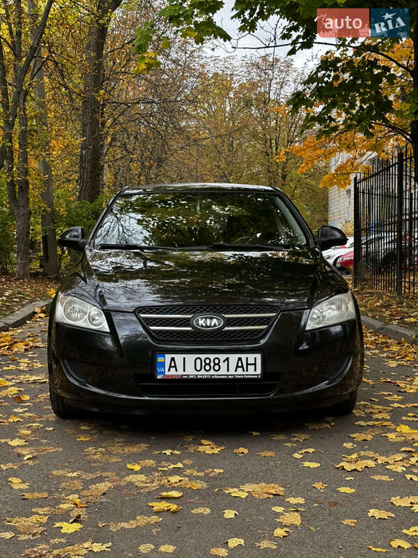 Хетчбек Kia Ceed 2007 в Києві фото 6 Хетчбек Kia Ceed 2007 в Києві