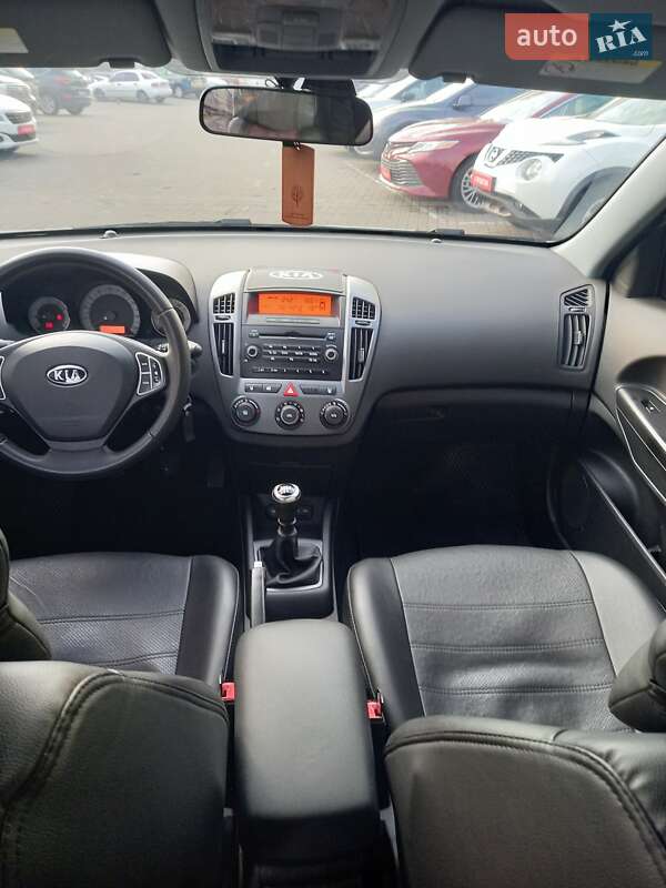 Хетчбек Kia Ceed 2007 в Полтаві фото 10 Хетчбек Kia Ceed 2007 в Полтаві