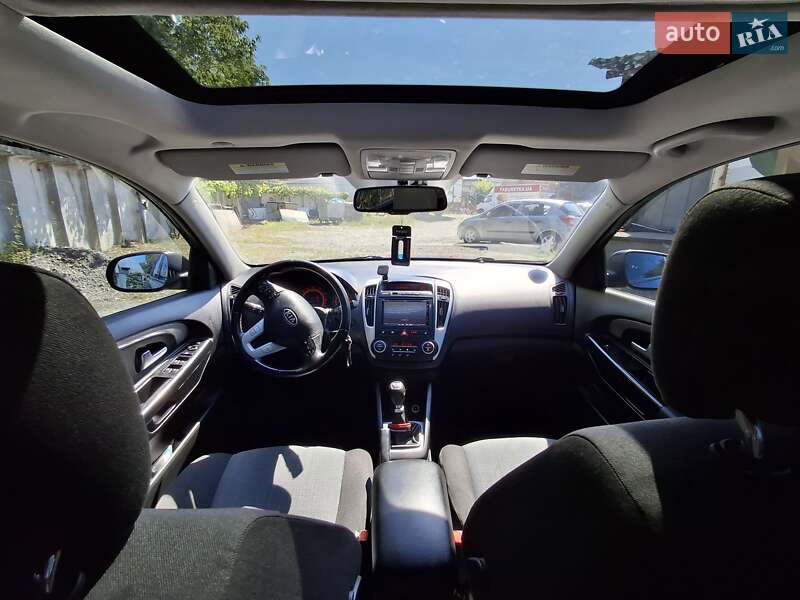 Универсал Kia Ceed 2009 в Белой Церкви фото 4 Универсал Kia Ceed 2009 в Белой Церкви