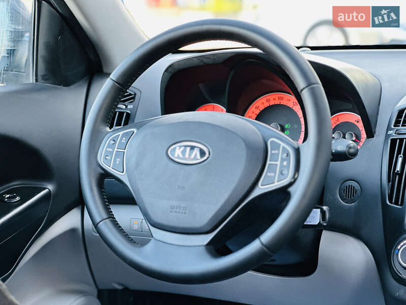 Универсал Kia Ceed 2009 в Харькове фото 25 Универсал Kia Ceed 2009 в Харькове
