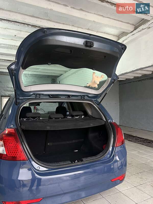 Хетчбек Kia Ceed 2010 в Ніжині фото 19 Хетчбек Kia Ceed 2010 в Ніжині