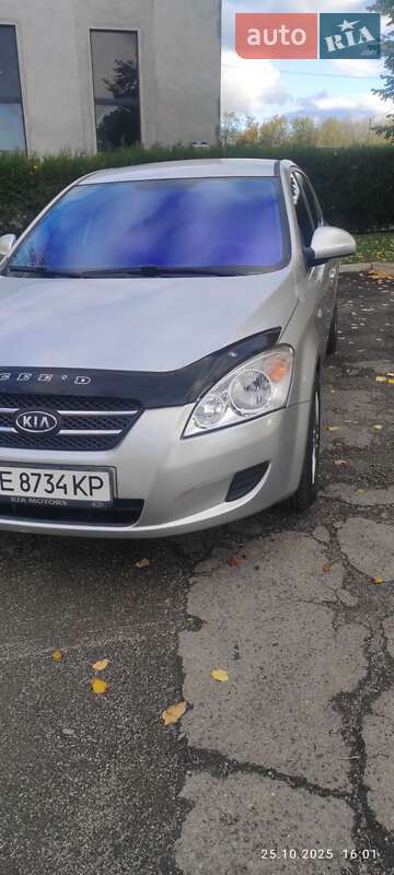 Хэтчбек Kia Ceed 2008 в Днепре фото 7 Хэтчбек Kia Ceed 2008 в Днепре
