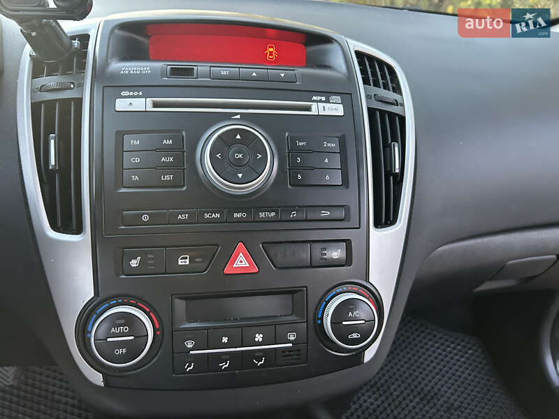 Универсал Kia Ceed 2009 в Бродах фото 11 Универсал Kia Ceed 2009 в Бродах