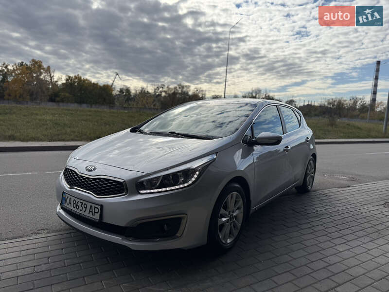 Хэтчбек Kia Ceed 2017 в Киеве фото 10 Хэтчбек Kia Ceed 2017 в Киеве