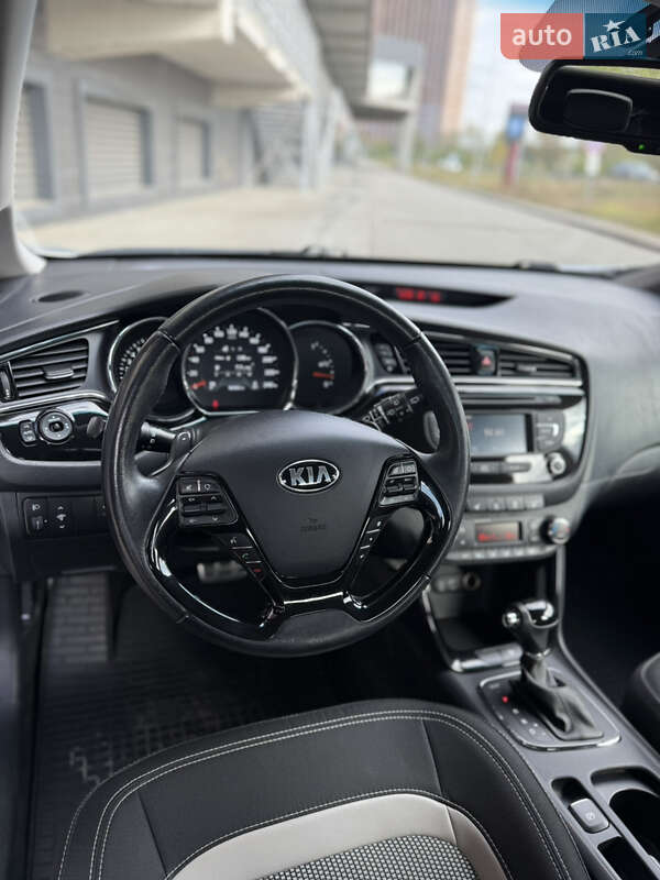 Хэтчбек Kia Ceed 2017 в Киеве фото 15 Хэтчбек Kia Ceed 2017 в Киеве