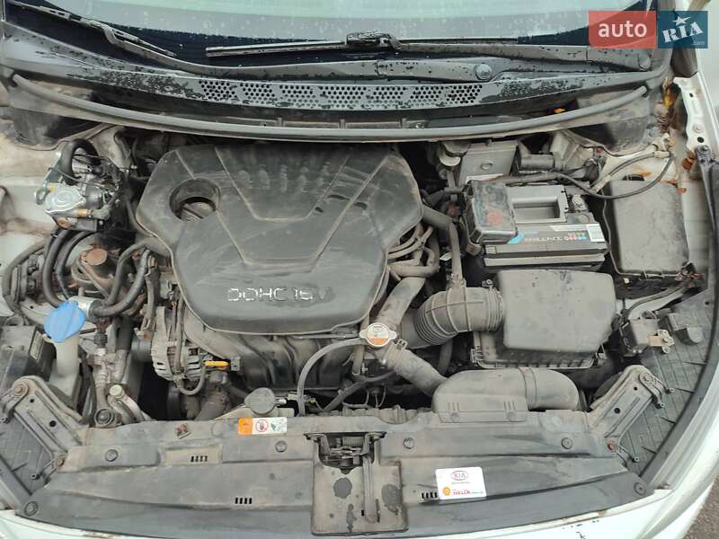 Хетчбек Kia Ceed 2012 в Києві фото 25 Хетчбек Kia Ceed 2012 в Києві