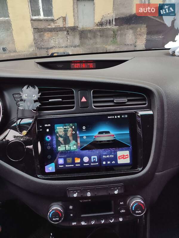 Хетчбек Kia Ceed 2012 в Києві фото 17 Хетчбек Kia Ceed 2012 в Києві