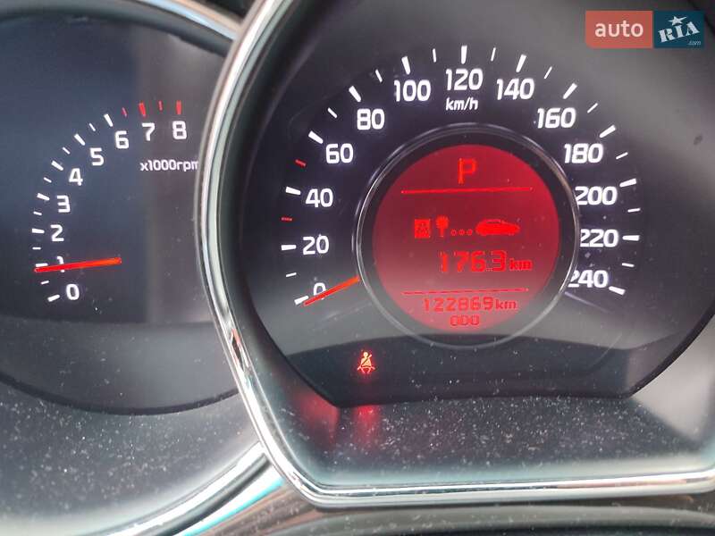 Хетчбек Kia Ceed 2012 в Києві фото 22 Хетчбек Kia Ceed 2012 в Києві