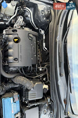 Універсал Kia Ceed 2012 в  фото 13 Універсал Kia Ceed 2012 в