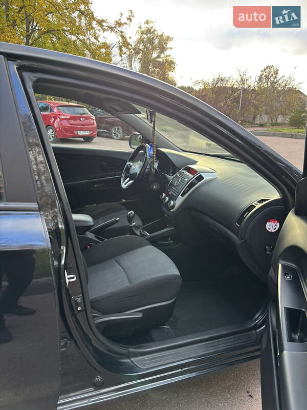 Хэтчбек Kia Ceed 2009 в Житомире фото 8 Хэтчбек Kia Ceed 2009 в Житомире