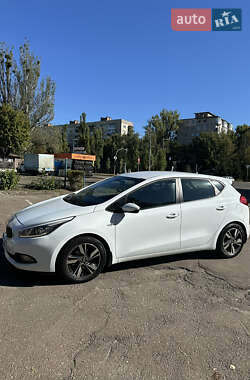 Хетчбек Kia Ceed 2015 в Києві