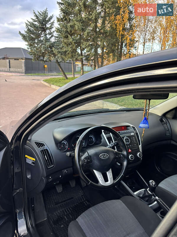 Хэтчбек Kia Ceed 2009 в Житомире фото 19 Хэтчбек Kia Ceed 2009 в Житомире