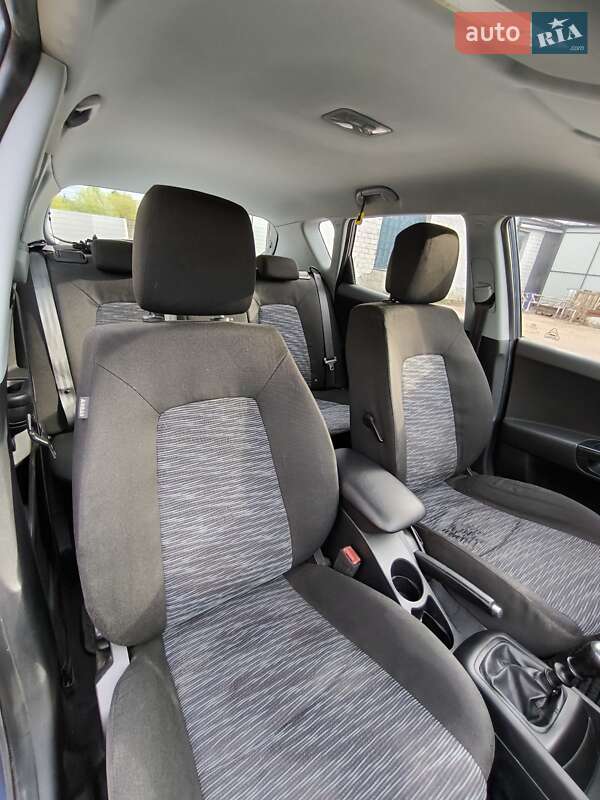 Хэтчбек Kia Ceed 2008 в Чернигове фото 5 Хэтчбек Kia Ceed 2008 в Чернигове