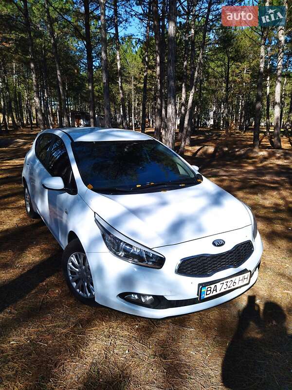 Хэтчбек Kia Ceed 2013 в Килии