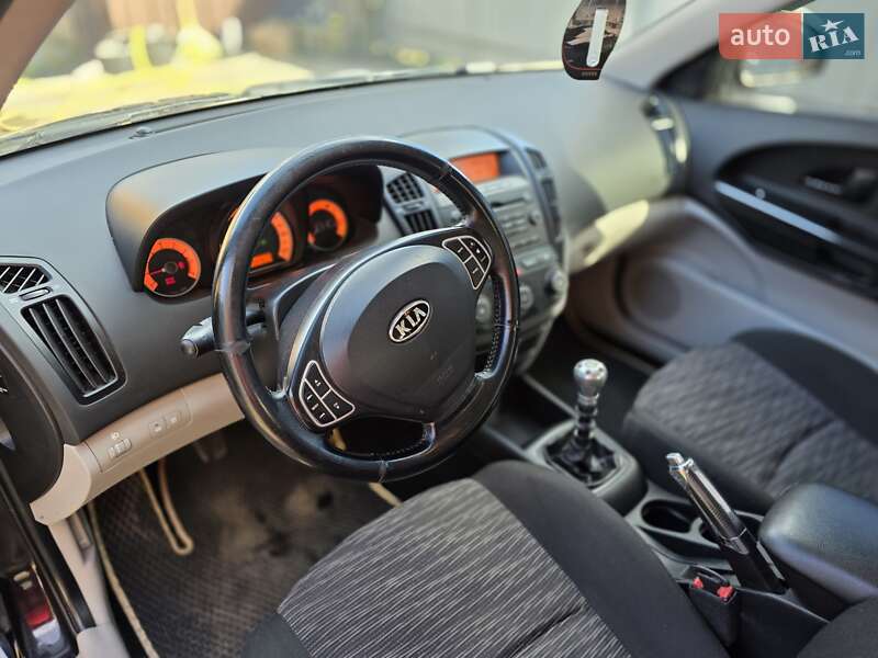 Универсал Kia Ceed 2008 в Бердичеве фото 25 Универсал Kia Ceed 2008 в Бердичеве