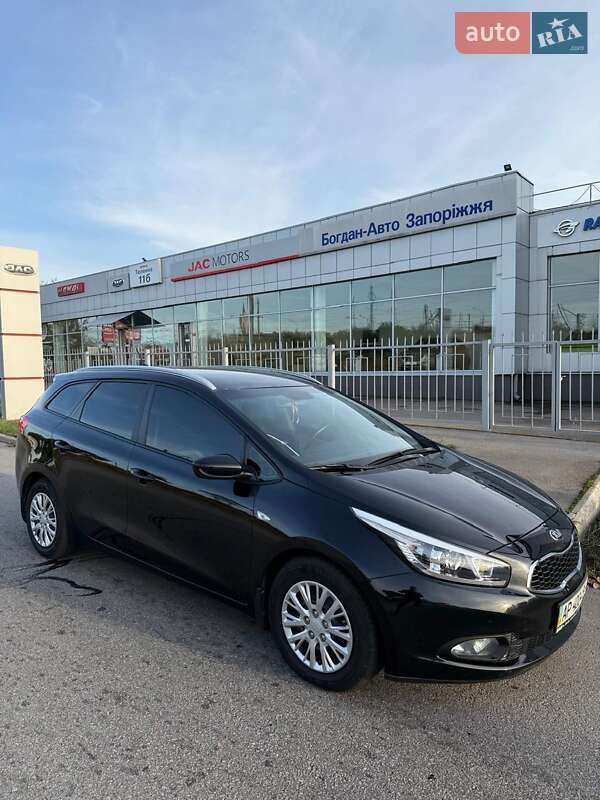 Универсал Kia Ceed 2013 в Запорожье