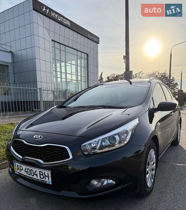 Универсал Kia Ceed 2013 в Запорожье