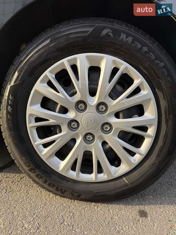 Универсал Kia Ceed 2013 в Запорожье