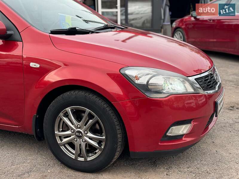 Универсал Kia Ceed 2009 в Виннице фото 4 Универсал Kia Ceed 2009 в Виннице