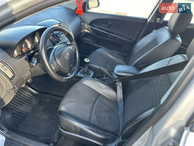 Універсал Kia Ceed 2009 в Полтаві