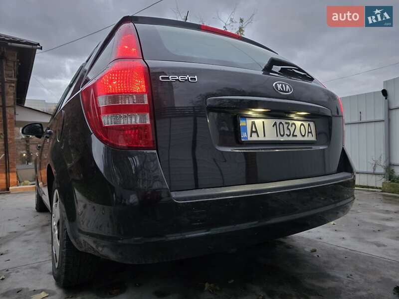 Универсал Kia Ceed 2008 в Бердичеве
