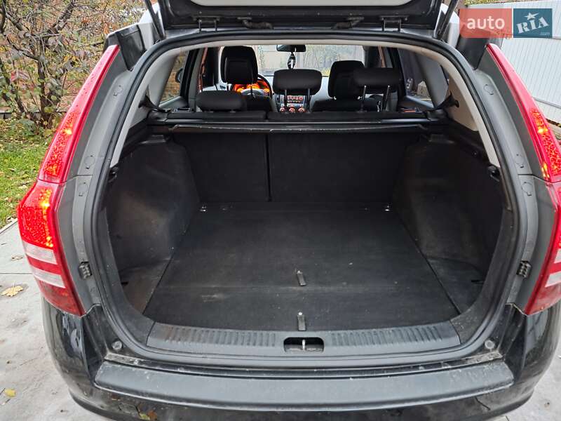 Универсал Kia Ceed 2008 в Бердичеве