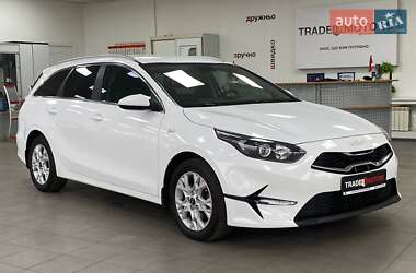 Универсал Kia Ceed 2022 в Киеве