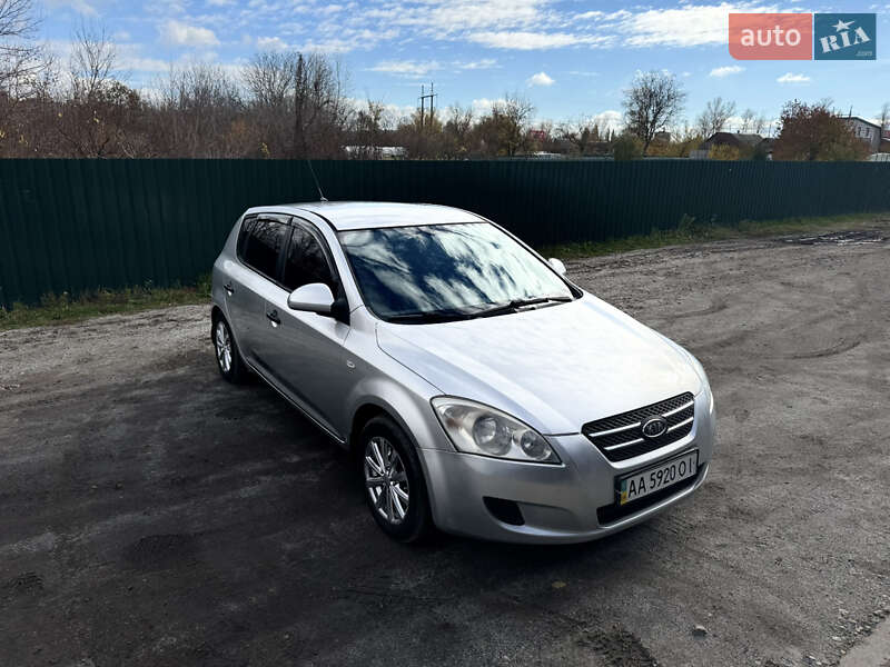 Хэтчбек Kia Ceed 2008 в Павлограде фото 8 Хэтчбек Kia Ceed 2008 в Павлограде