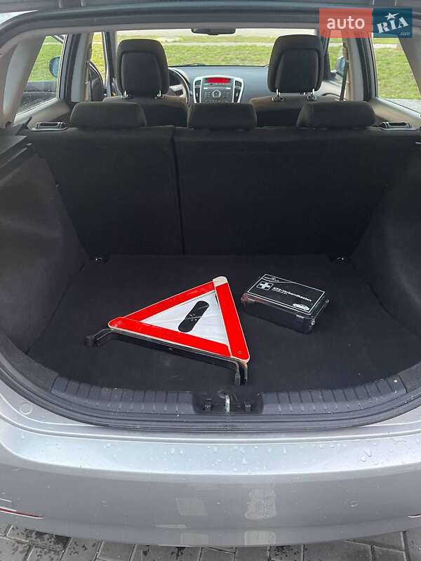 Хэтчбек Kia Ceed 2010 в Кропивницком